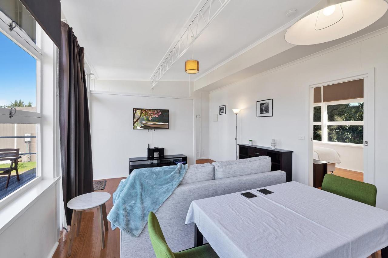 Harmony At Tower Hill Apartment Koroit Exterior photo